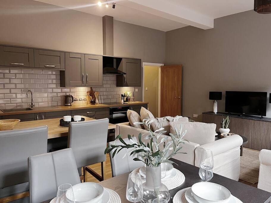 Modern Ground Floor Apartment Todmorden Exterior foto