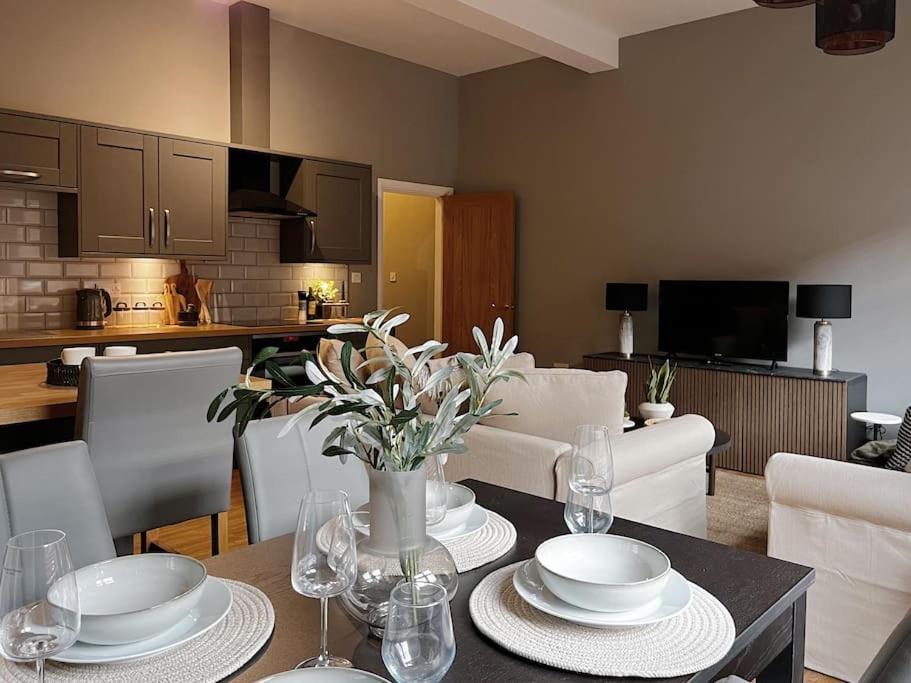 Modern Ground Floor Apartment Todmorden Exterior foto
